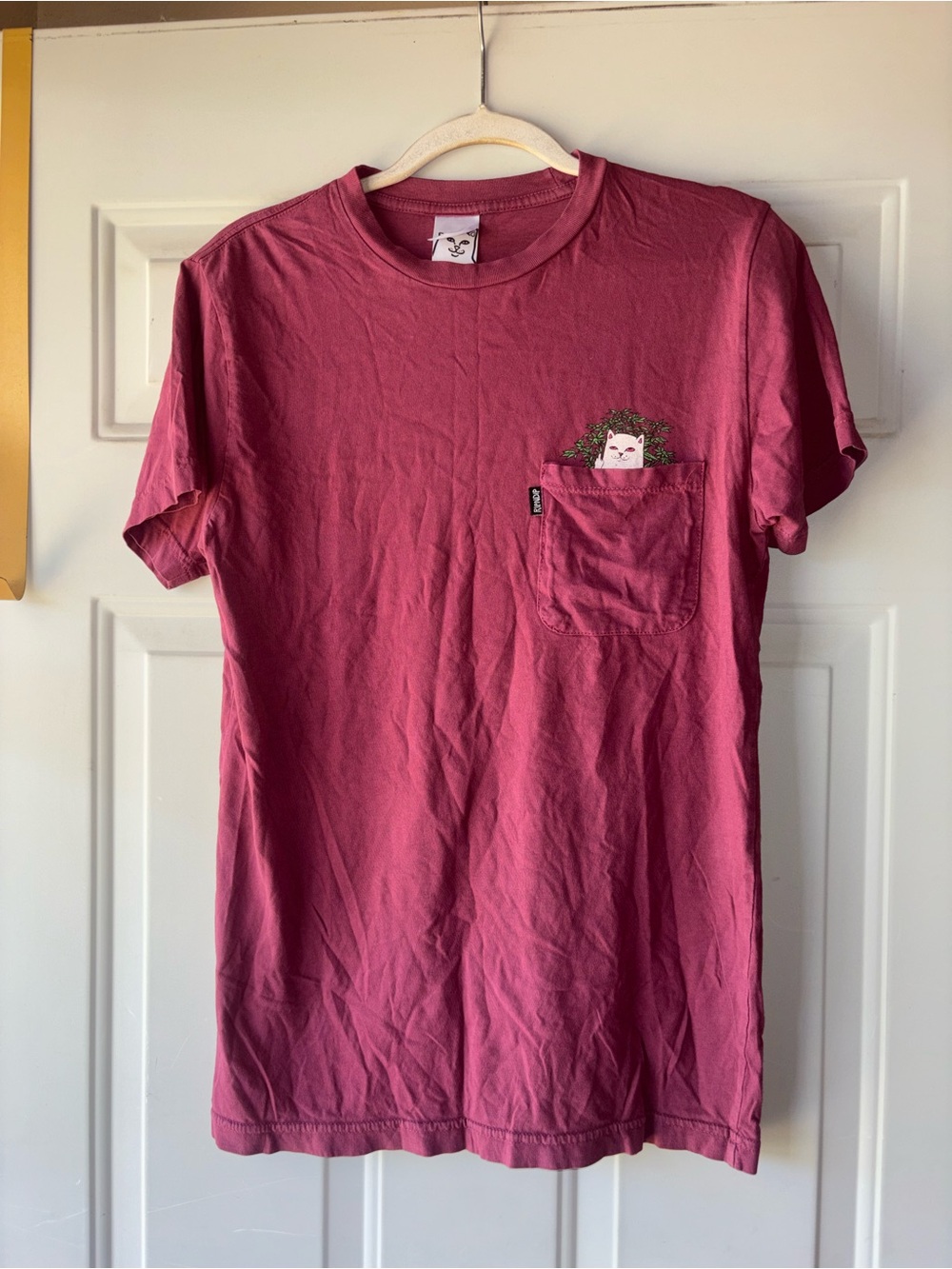 RipNDip burgundy cat pocket tee size S